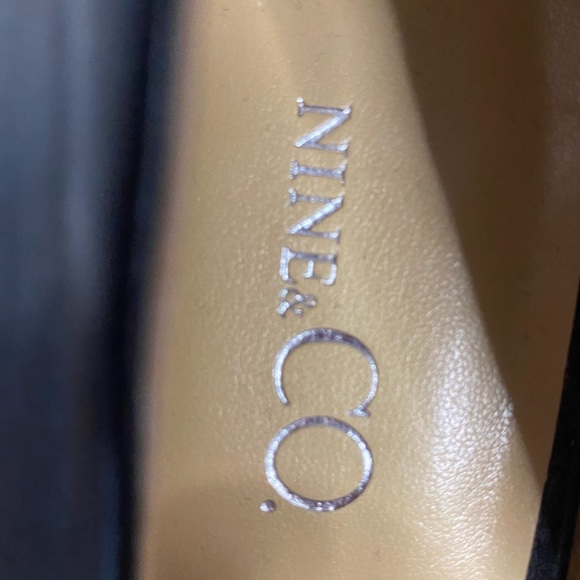 Nine & Co. Black High Heels Size 9.5 - Picture 3 of 5